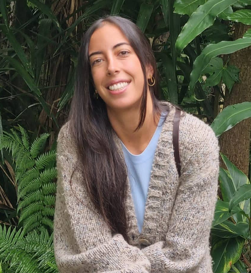 Retrato de Claudia Morillo Cury, psicóloga psicoterapeuta en Collado Villalba, Madrid